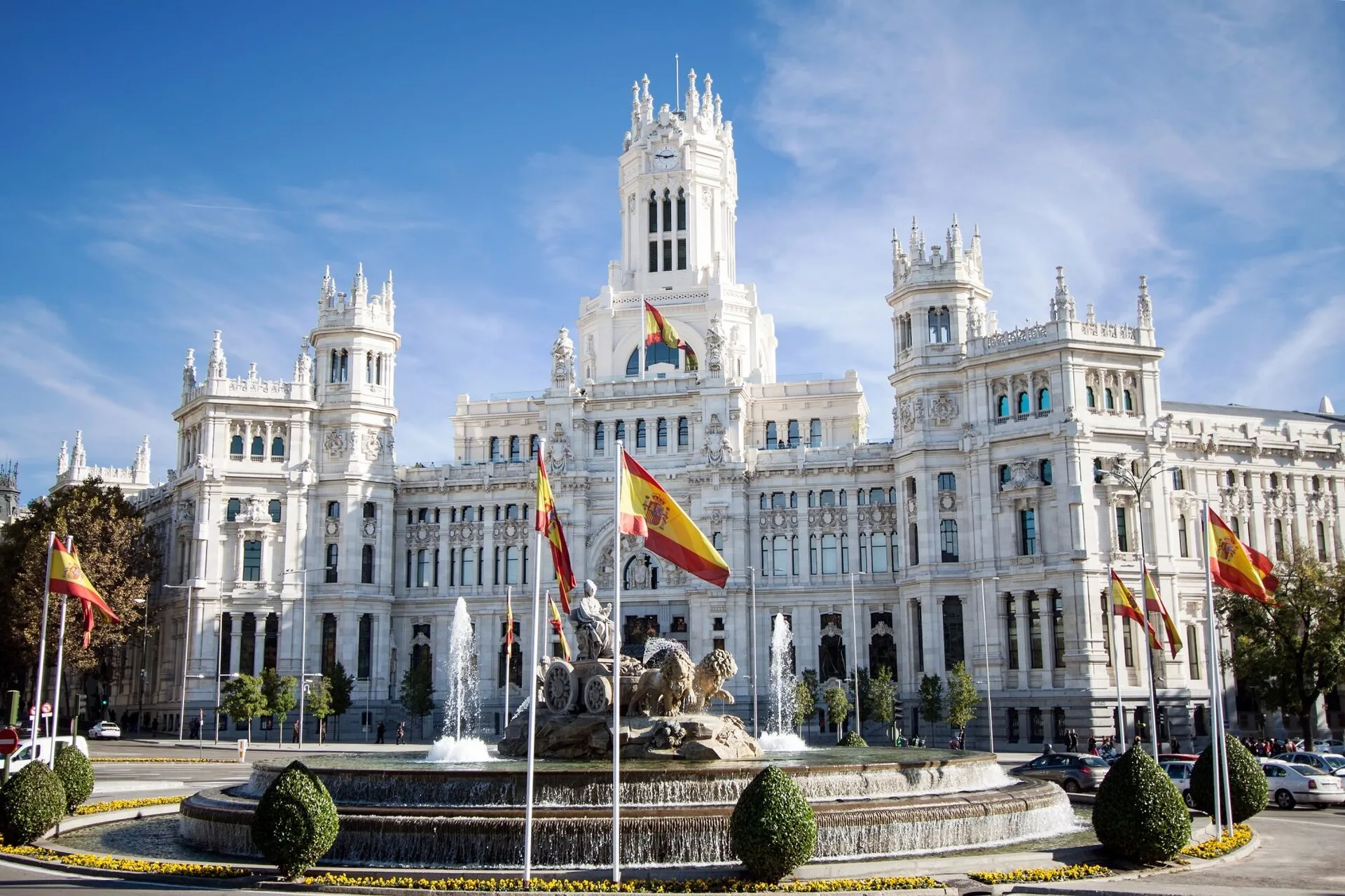 Votre Service de Location de voiture avec chauffeur fera un arrêt de 1 jours pour vous faire visiter Madrid