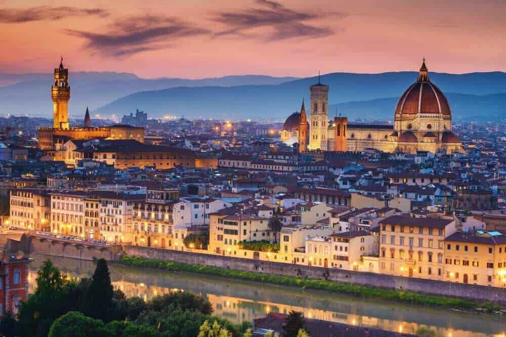 Votre Service de Location de voiture avec chauffeur fera un arrêt de 1 jour pour vous faire visiter Florence