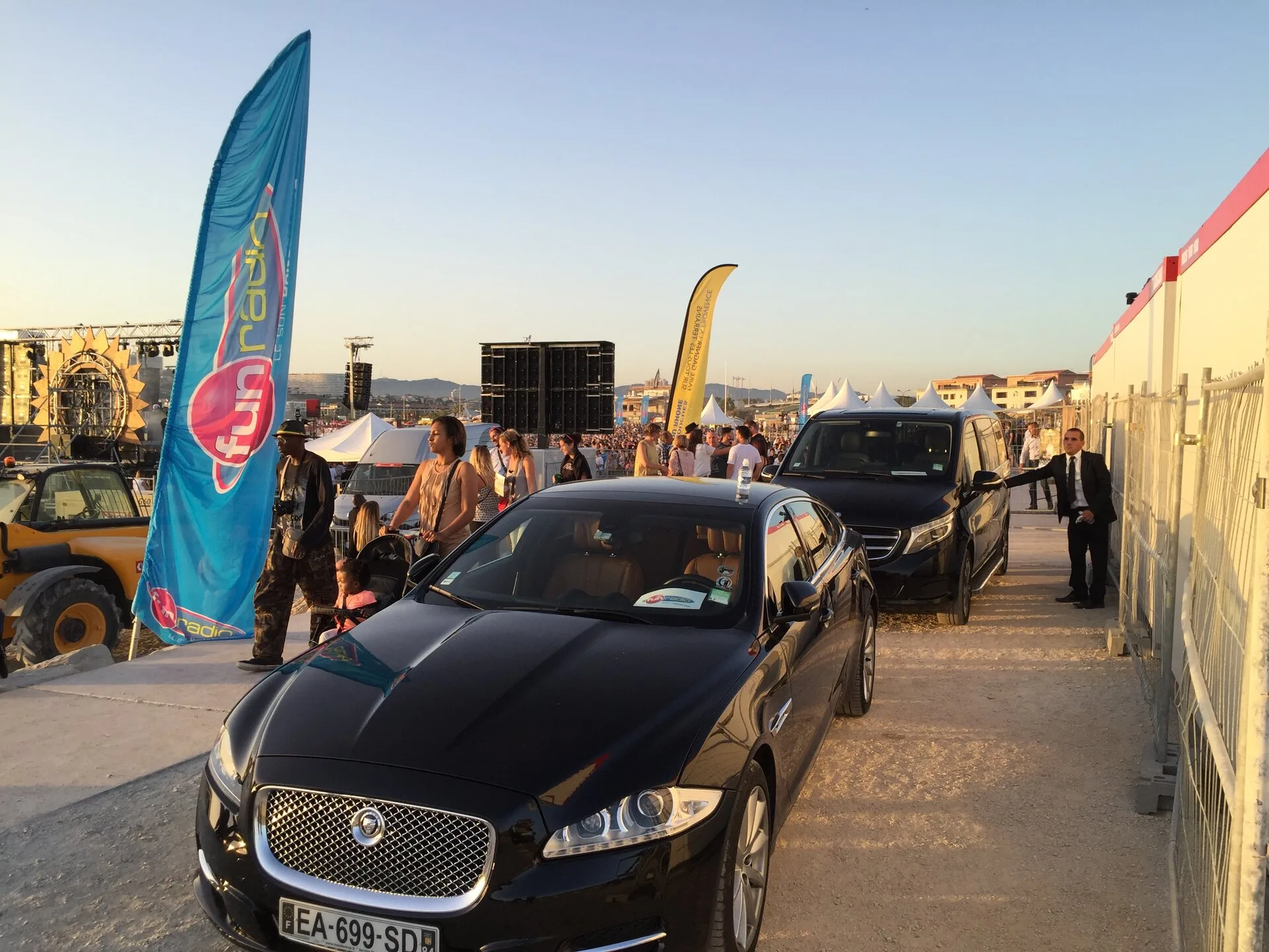 Chauffeur Officiel de la Fun Party Tour Marseille !